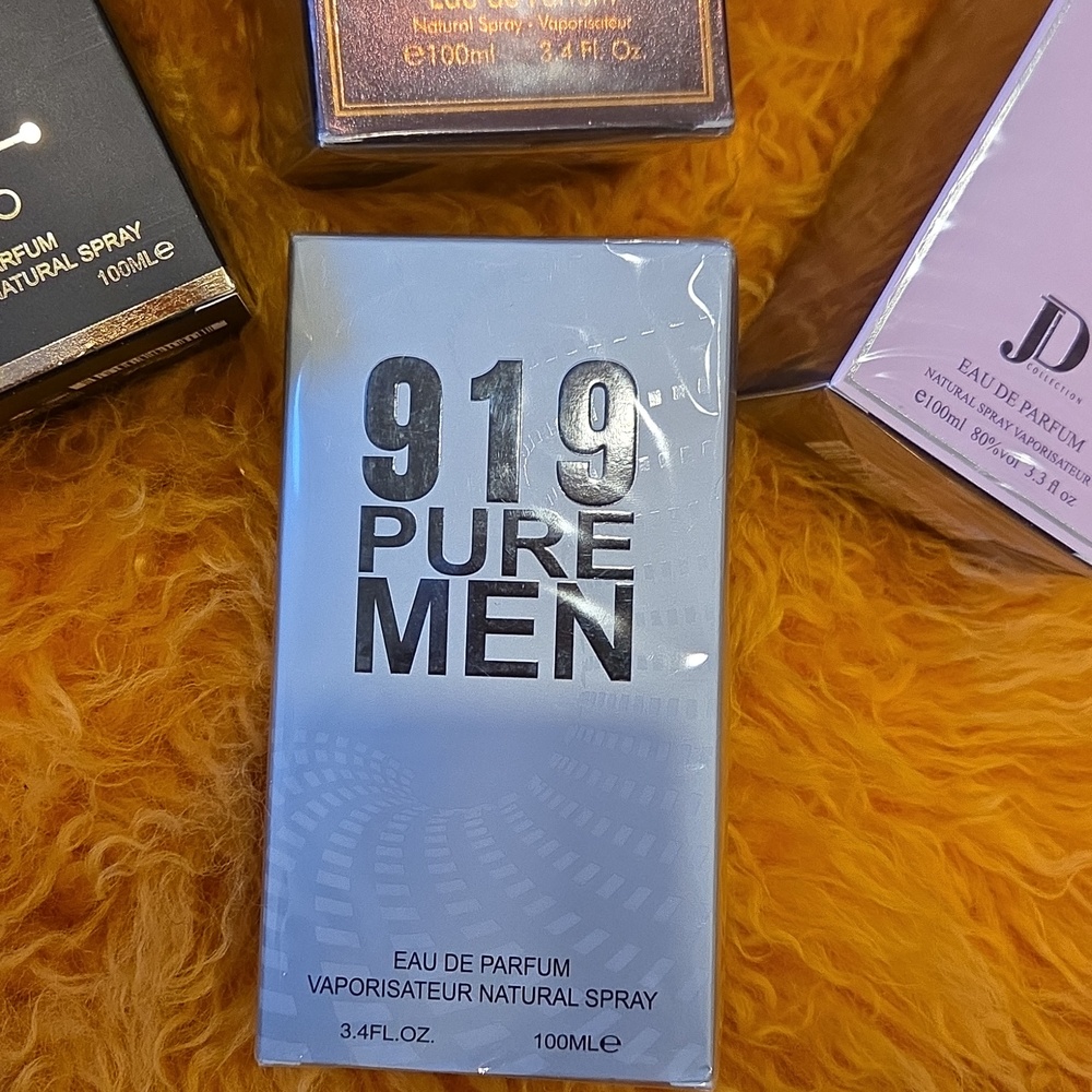 4 Lot Assorted Men & Women Perfume 3.4fl Oz. - Picture 5 of 5